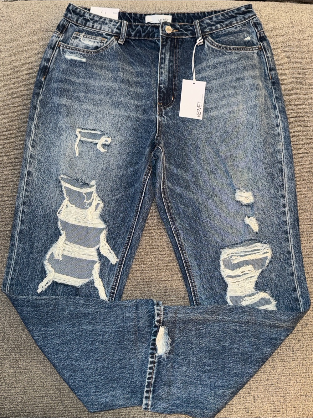 Vervet Distressed Mom Jeans